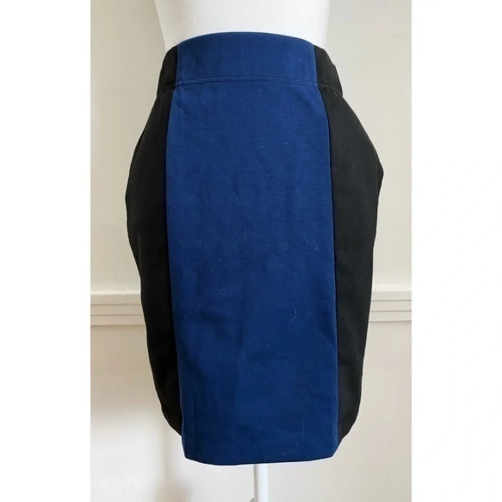 French Connection • Navy & Black Colorblock Skirt